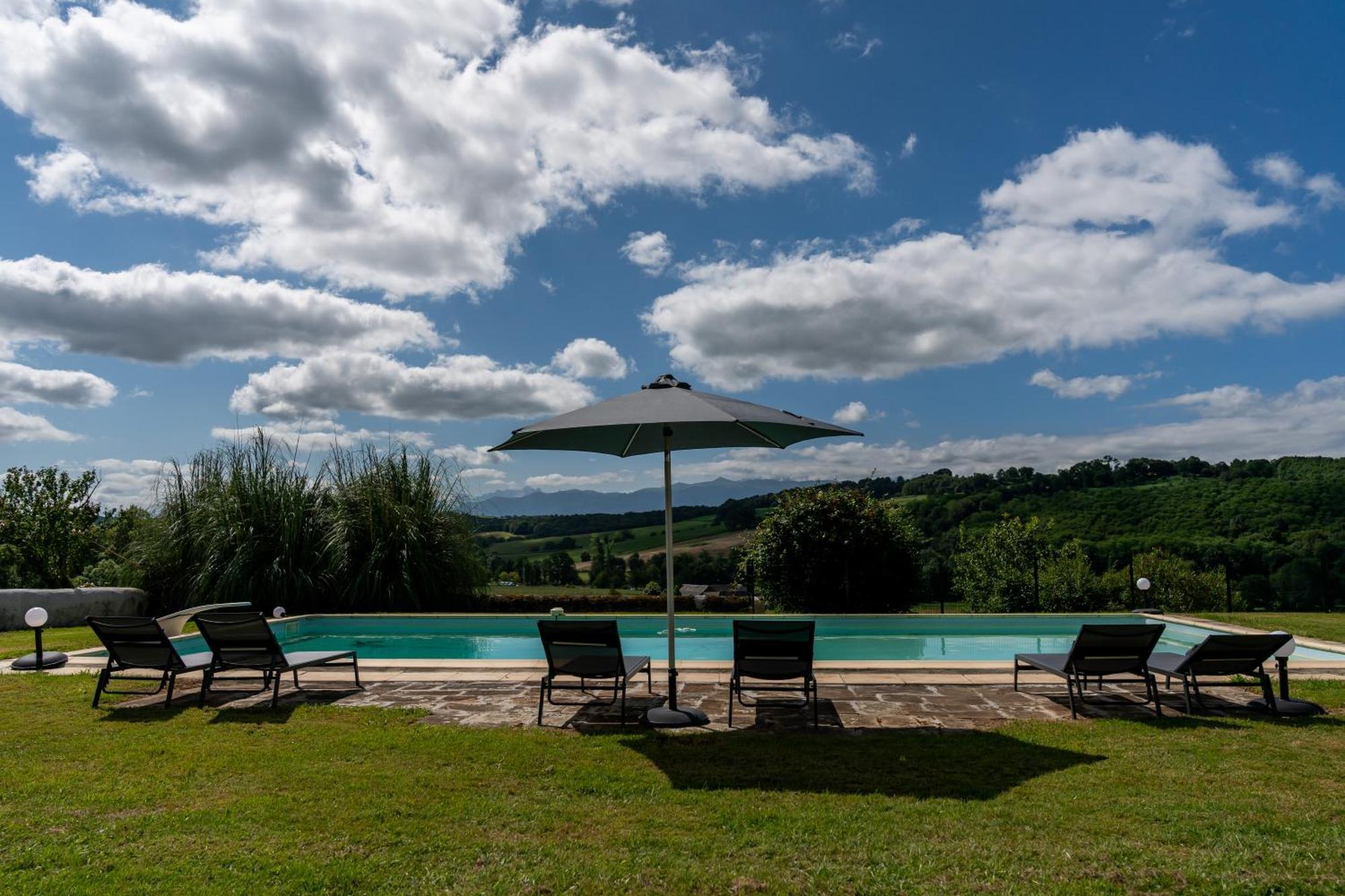 Le Relais Du Faget Hotel Oloron-Sainte-Marie Exterior foto